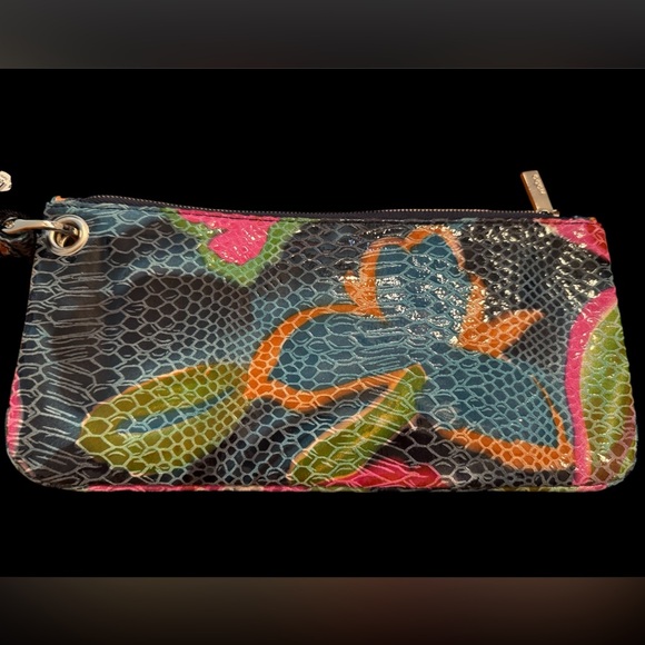 HOBO Handbags - NWT $98 Hobo International Wristlet, Clutch, Zoe Tropical